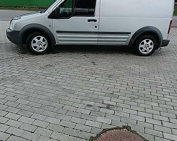 Сірий Форд Транзит Коннект, об'ємом двигуна 1.8 л та пробігом 334 тис. км за 4900 $, фото 1 на Automoto.ua