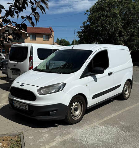 Белый Форд Транзит Курьер, объемом двигателя 1.5 л и пробегом 280 тыс. км за 6400 $, фото 1 на Automoto.ua