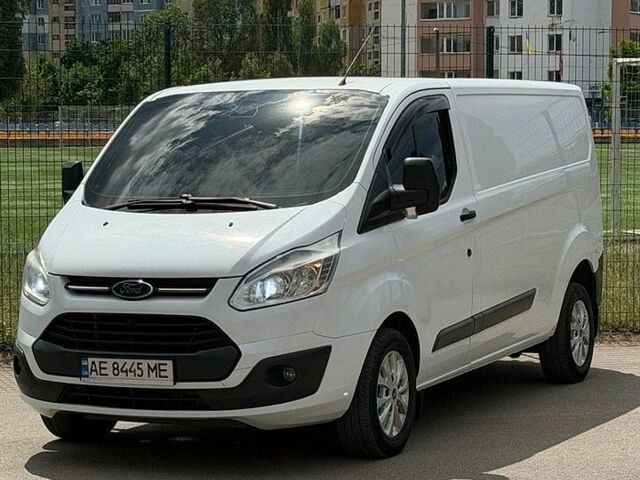 Белый Форд Транзит Кастом, объемом двигателя 2.2 л и пробегом 255 тыс. км за 13300 $, фото 1 на Automoto.ua