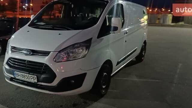 Білий Форд Транзит Кастом, об'ємом двигуна 2.2 л та пробігом 230 тис. км за 11000 $, фото 1 на Automoto.ua