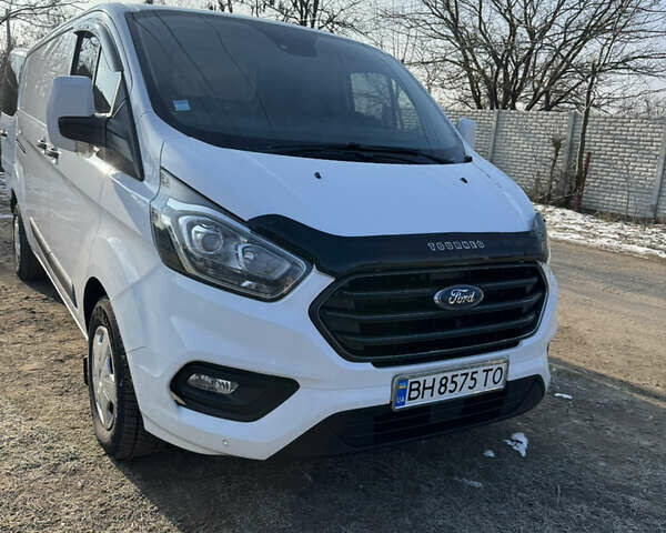Білий Форд Транзит Кастом, об'ємом двигуна 2 л та пробігом 270 тис. км за 18000 $, фото 1 на Automoto.ua
