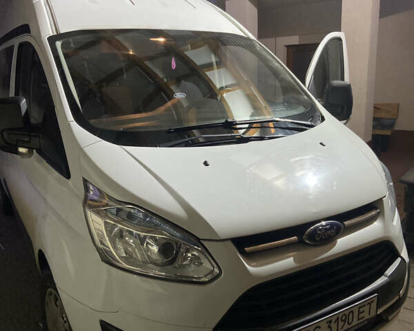 Білий Форд Транзит Кастом, об'ємом двигуна 2.2 л та пробігом 146 тис. км за 18000 $, фото 1 на Automoto.ua