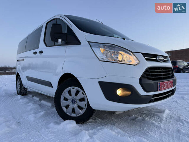 Белый Форд Транзит Кастом, объемом двигателя 2 л и пробегом 178 тыс. км за 16700 $, фото 1 на Automoto.ua
