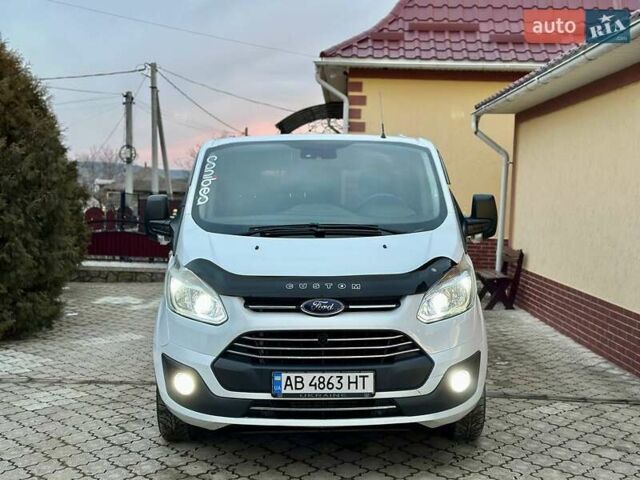 Білий Форд Транзит Кастом, об'ємом двигуна 2 л та пробігом 275 тис. км за 15500 $, фото 1 на Automoto.ua