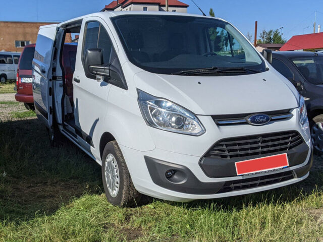 Белый Форд Транзит Кастом, объемом двигателя 2.2 л и пробегом 198 тыс. км за 11999 $, фото 1 на Automoto.ua