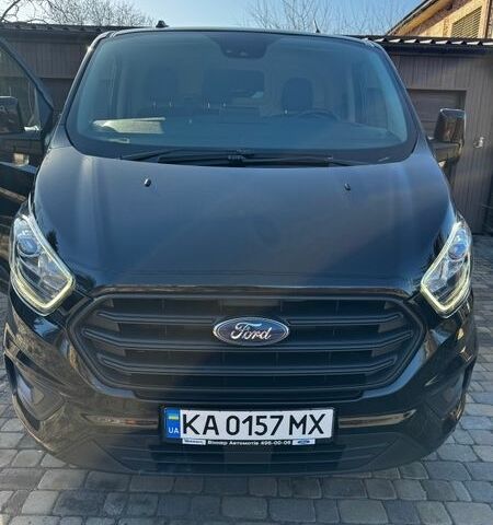 Черный Форд Транзит Кастом, объемом двигателя 2 л и пробегом 167 тыс. км за 15400 $, фото 1 на Automoto.ua