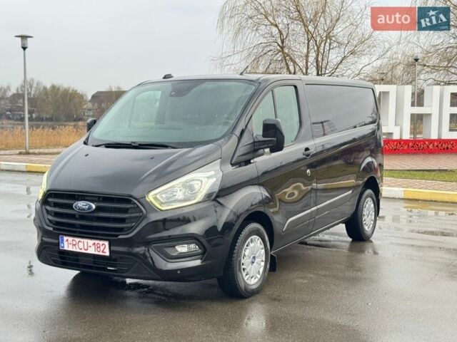 Красный Форд Транзит Кастом, объемом двигателя 2 л и пробегом 215 тыс. км за 16400 $, фото 1 на Automoto.ua