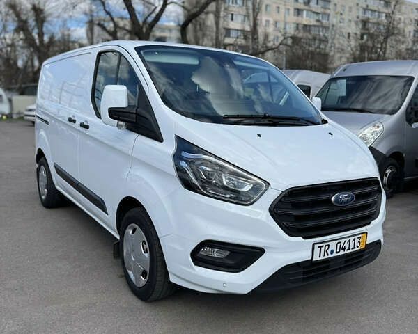 Форд Транзит Кастом, объемом двигателя 2 л и пробегом 244 тыс. км за 17900 $, фото 1 на Automoto.ua