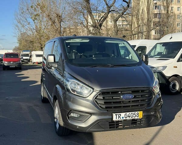 Форд Транзит Кастом, объемом двигателя 2 л и пробегом 234 тыс. км за 18900 $, фото 1 на Automoto.ua
