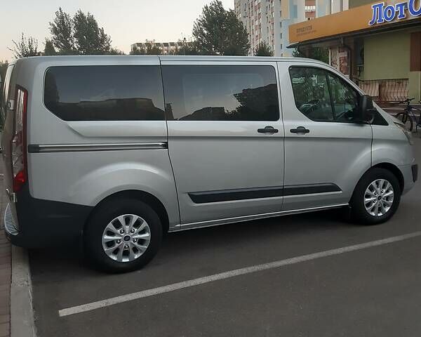 Форд Transit Custom пасс., объемом двигателя 2.2 л и пробегом 178 тыс. км за 16900 $, фото 1 на Automoto.ua