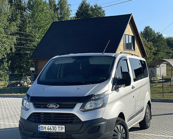 Серый Форд Транзит Кастом, объемом двигателя 2.2 л и пробегом 340 тыс. км за 13000 $, фото 1 на Automoto.ua
