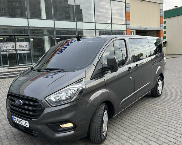 Сірий Форд Транзит Кастом, об'ємом двигуна 2 л та пробігом 255 тис. км за 21499 $, фото 1 на Automoto.ua
