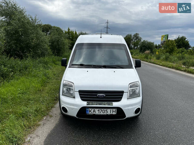 Білий Форд Транзит, об'ємом двигуна 1.8 л та пробігом 247 тис. км за 13000 $, фото 1 на Automoto.ua