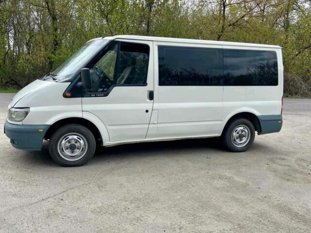 Белый Форд Транзит, объемом двигателя 2 л и пробегом 235 тыс. км за 3700 $, фото 1 на Automoto.ua