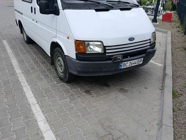 Білий Форд Транзит, об'ємом двигуна 2.5 л та пробігом 384 тис. км за 2500 $, фото 1 на Automoto.ua