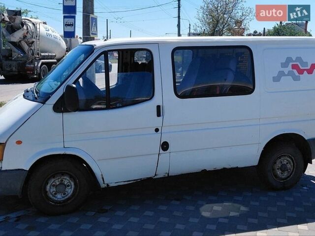 Белый Форд Транзит, объемом двигателя 2.5 л и пробегом 440 тыс. км за 2100 $, фото 1 на Automoto.ua
