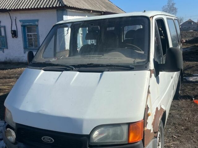 Білий Форд Транзит, об'ємом двигуна 2.5 л та пробігом 3 тис. км за 1100 $, фото 1 на Automoto.ua