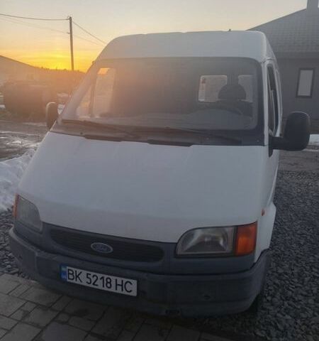 Білий Форд Транзит, об'ємом двигуна 2.5 л та пробігом 265 тис. км за 3800 $, фото 1 на Automoto.ua