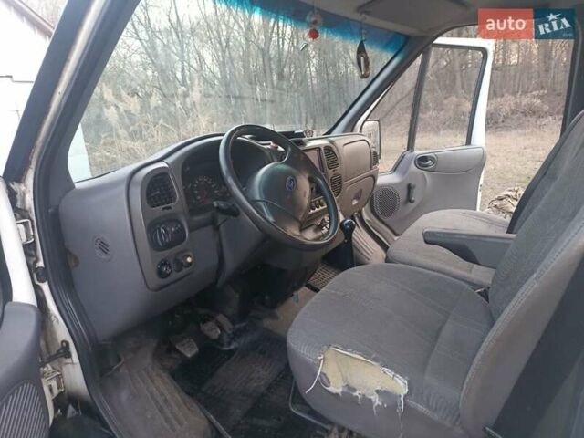 Білий Форд Транзит, об'ємом двигуна 0 л та пробігом 340 тис. км за 2400 $, фото 1 на Automoto.ua