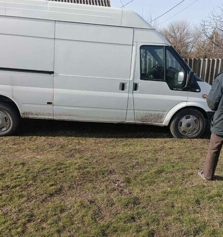 Белый Форд Транзит, объемом двигателя 2.4 л и пробегом 290 тыс. км за 7500 $, фото 1 на Automoto.ua