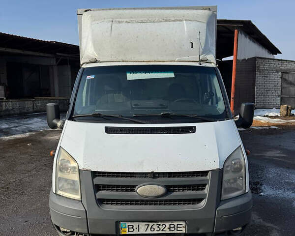 Белый Форд Транзит, объемом двигателя 2.4 л и пробегом 699 тыс. км за 7000 $, фото 1 на Automoto.ua