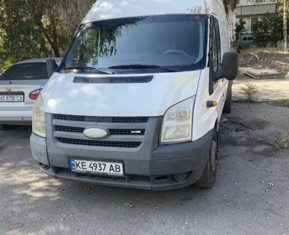 Білий Форд Транзит, об'ємом двигуна 2.4 л та пробігом 393 тис. км за 6200 $, фото 1 на Automoto.ua