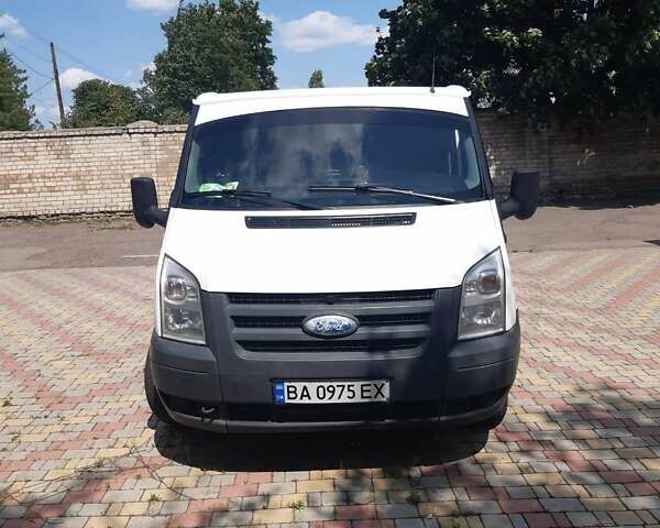 Белый Форд Транзит, объемом двигателя 2.2 л и пробегом 370 тыс. км за 5000 $, фото 1 на Automoto.ua