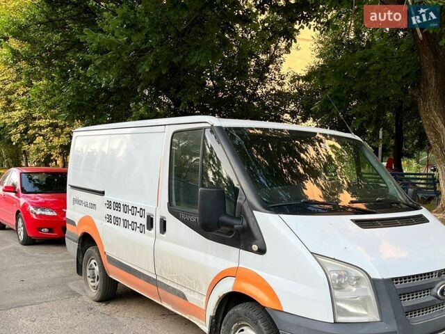 Білий Форд Транзит, об'ємом двигуна 2.2 л та пробігом 325 тис. км за 7000 $, фото 1 на Automoto.ua