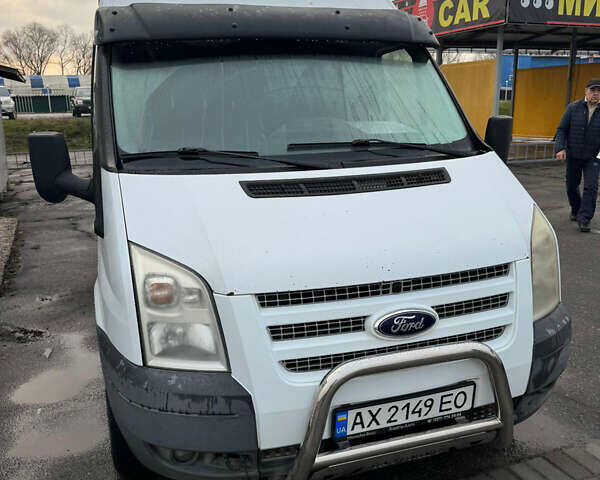 Белый Форд Транзит, объемом двигателя 2.2 л и пробегом 220 тыс. км за 10100 $, фото 1 на Automoto.ua