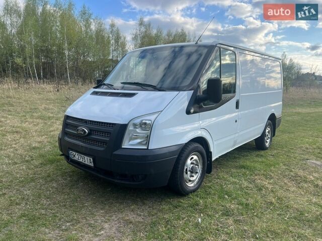 Білий Форд Транзит, об'ємом двигуна 2.2 л та пробігом 217 тис. км за 7950 $, фото 1 на Automoto.ua
