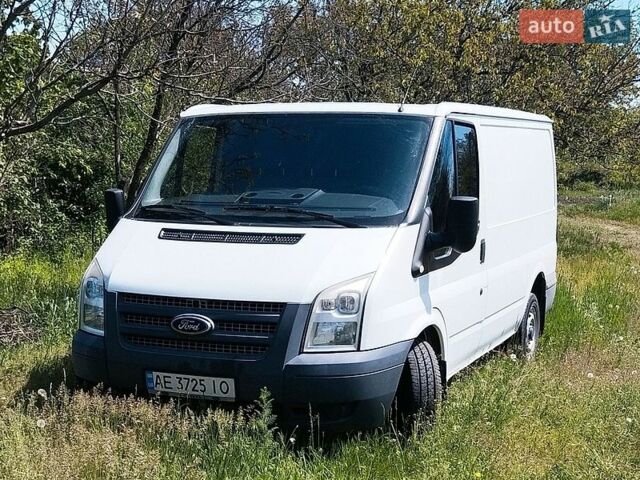 Белый Форд Транзит, объемом двигателя 2.2 л и пробегом 145 тыс. км за 8900 $, фото 1 на Automoto.ua
