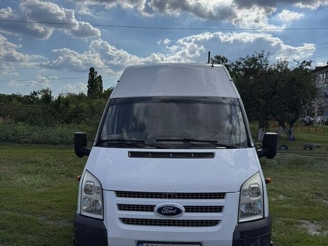 Білий Форд Транзит, об'ємом двигуна 2.2 л та пробігом 282 тис. км за 7000 $, фото 1 на Automoto.ua