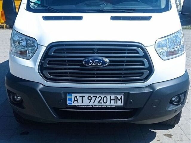 Белый Форд Транзит, объемом двигателя 2 л и пробегом 290 тыс. км за 14900 $, фото 1 на Automoto.ua