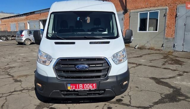 Белый Форд Транзит, объемом двигателя 2 л и пробегом 250 тыс. км за 16500 $, фото 1 на Automoto.ua