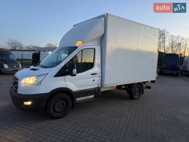 Белый Форд Транзит, объемом двигателя 2 л и пробегом 245 тыс. км за 17500 $, фото 1 на Automoto.ua