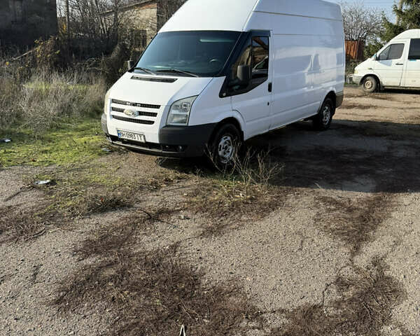 Белый Форд Транзит, объемом двигателя 2.2 л и пробегом 505 тыс. км за 8000 $, фото 1 на Automoto.ua