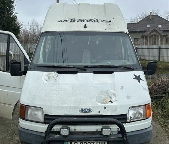Белый Форд Транзит, объемом двигателя 2.5 л и пробегом 500 тыс. км за 2000 $, фото 1 на Automoto.ua