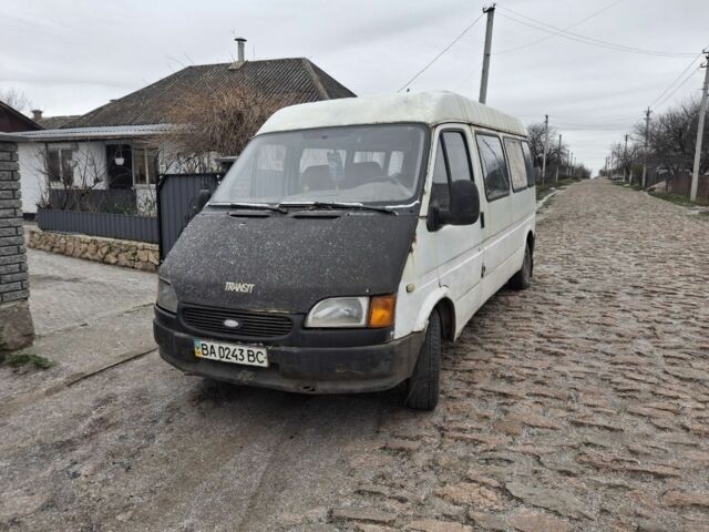 Белый Форд Транзит, объемом двигателя 2.5 л и пробегом 100 тыс. км за 2200 $, фото 1 на Automoto.ua
