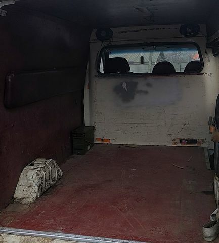 Белый Форд Транзит, объемом двигателя 2.5 л и пробегом 501 тыс. км за 3500 $, фото 1 на Automoto.ua