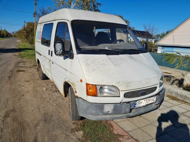 Форд Транзит 1999 у Одесі на Automoto.ua Білий Форд Транзит, об'ємом двигуна 2.5 л та пробігом 300 тис. км за 1200 $, фото 1 на Automoto.ua