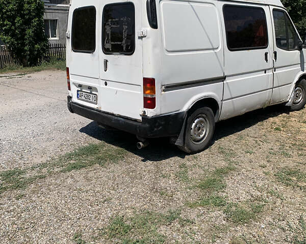 Білий Форд Транзит, об'ємом двигуна 2.5 л та пробігом 352 тис. км за 3200 $, фото 1 на Automoto.ua