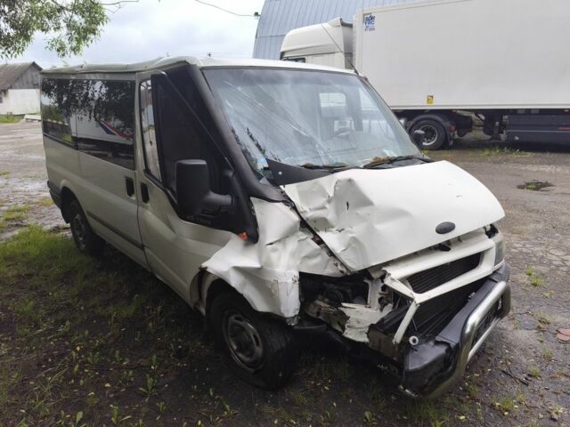 Белый Форд Транзит, объемом двигателя 2 л и пробегом 280 тыс. км за 1548 $, фото 1 на Automoto.ua