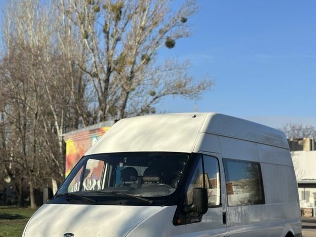 Белый Форд Транзит, объемом двигателя 2 л и пробегом 500 тыс. км за 3650 $, фото 1 на Automoto.ua