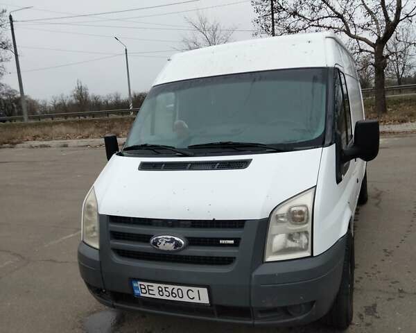 Белый Форд Транзит, объемом двигателя 2.2 л и пробегом 490 тыс. км за 6200 $, фото 1 на Automoto.ua