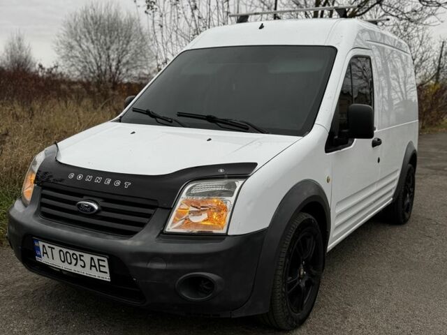 Білий Форд Транзит, об'ємом двигуна 1.8 л та пробігом 370 тис. км за 4800 $, фото 1 на Automoto.ua