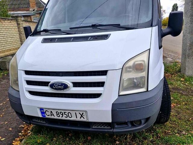 Белый Форд Транзит, объемом двигателя 2.2 л и пробегом 0 тыс. км за 9200 $, фото 1 на Automoto.ua