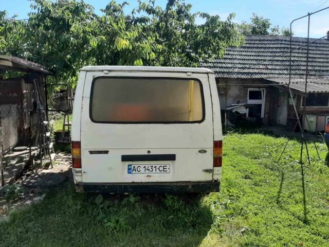 Білий Форд Транзит, об'ємом двигуна 2 л та пробігом 410 тис. км за 559 $, фото 1 на Automoto.ua
