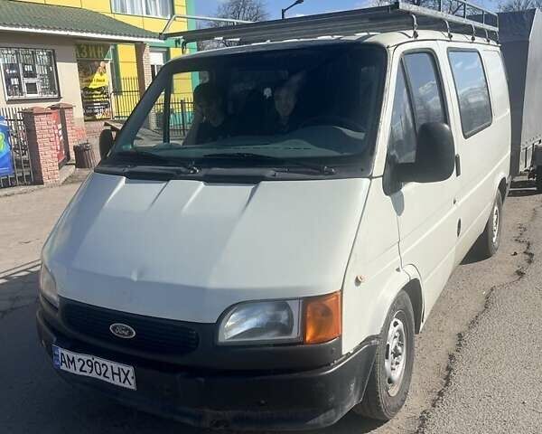 Білий Форд Транзит, об'ємом двигуна 2.5 л та пробігом 500 тис. км за 3459 $, фото 1 на Automoto.ua