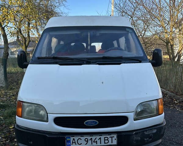 Білий Форд Транзит, об'ємом двигуна 2.5 л та пробігом 100 тис. км за 1950 $, фото 1 на Automoto.ua