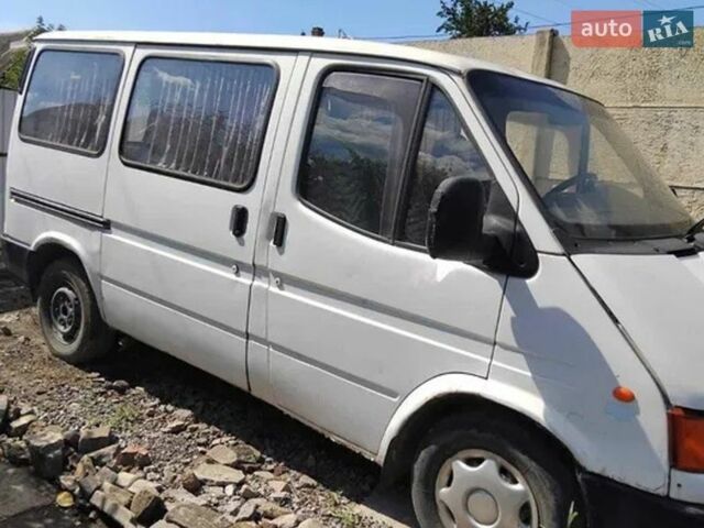 Білий Форд Транзит, об'ємом двигуна 2.5 л та пробігом 380 тис. км за 2300 $, фото 1 на Automoto.ua